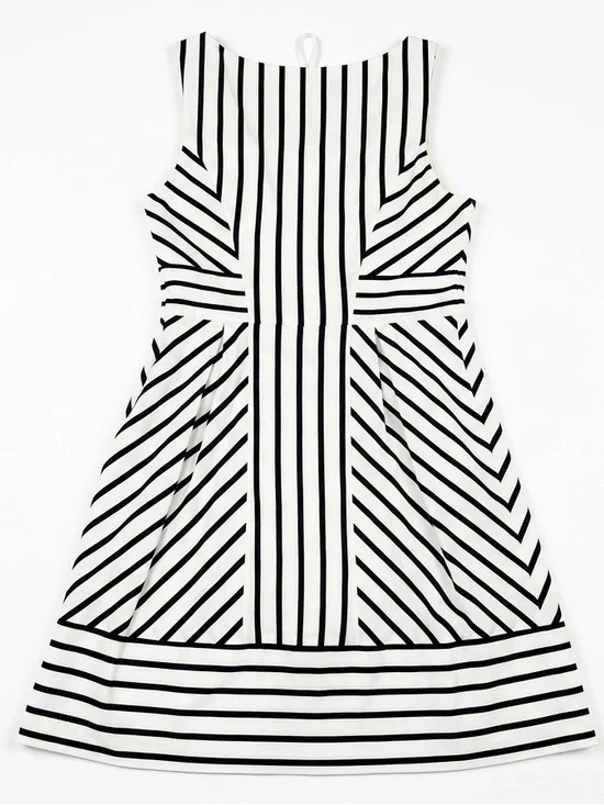 Maeve Cream Fabric Label with Gold Logo - Picture 4 of 5